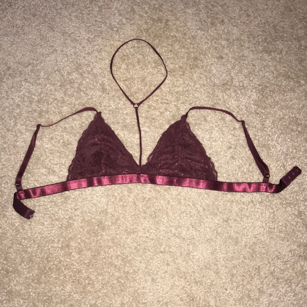 NEVER WORN Burgundy Bralette with choker